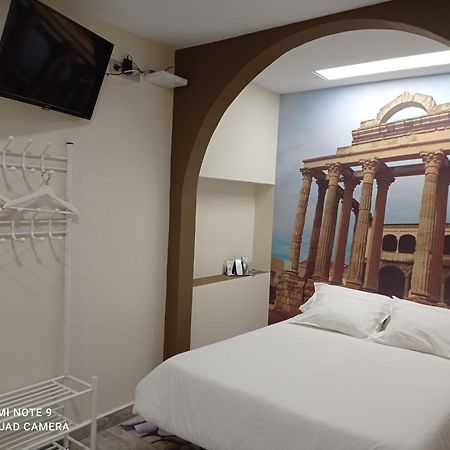 Eres Emerita "Apartamentos & Suites" 메리다 외부 사진