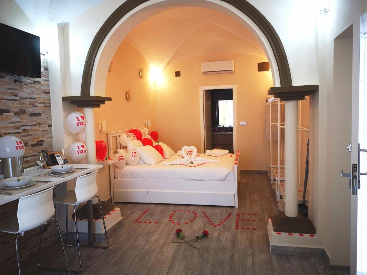 Eres Emerita "Apartamentos & Suites" 메리다 외부 사진