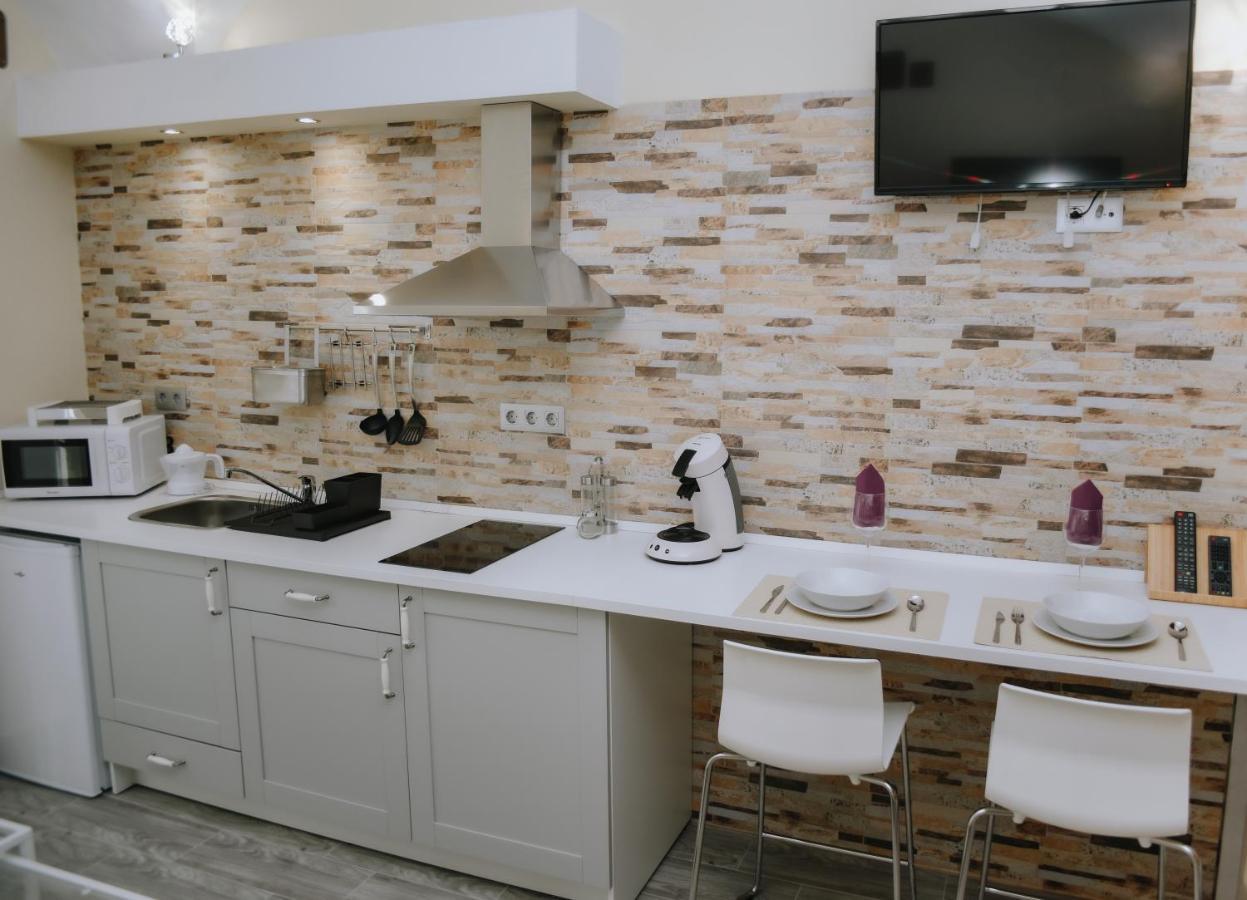 Eres Emerita "Apartamentos & Suites" 메리다 외부 사진