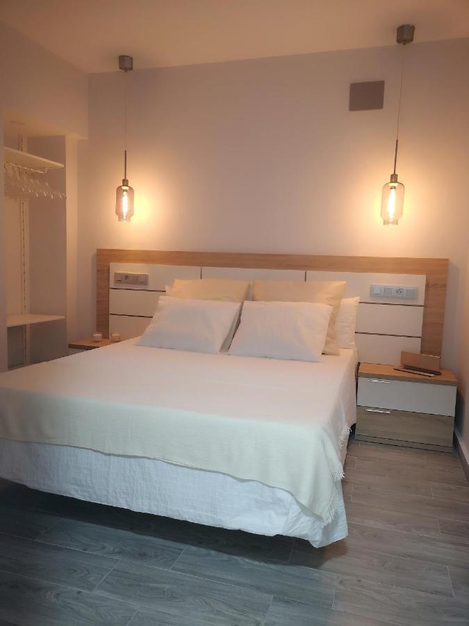 Eres Emerita "Apartamentos & Suites" 메리다 외부 사진