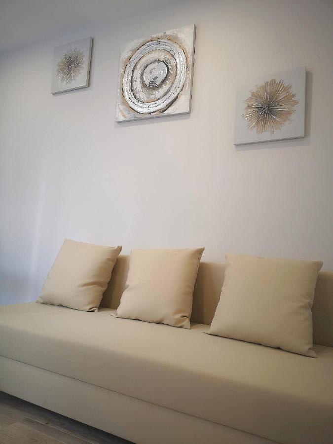 Eres Emerita "Apartamentos & Suites" 메리다 외부 사진