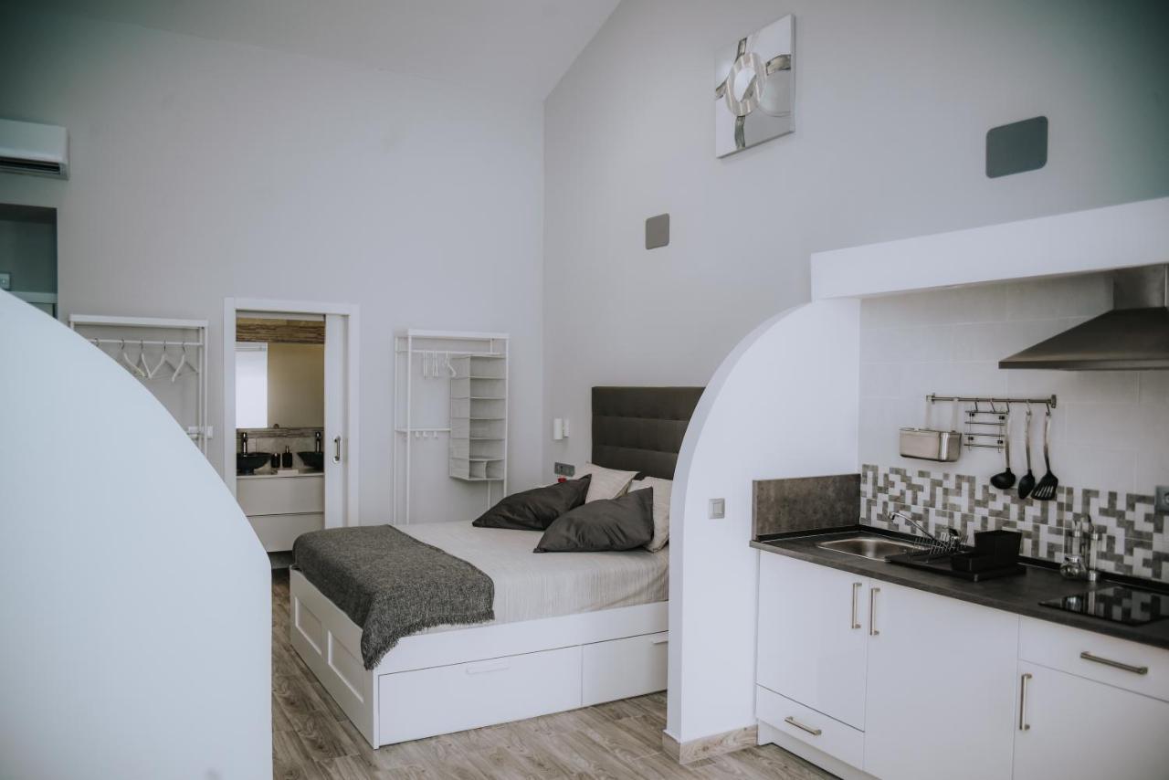 Eres Emerita "Apartamentos & Suites" 메리다 외부 사진